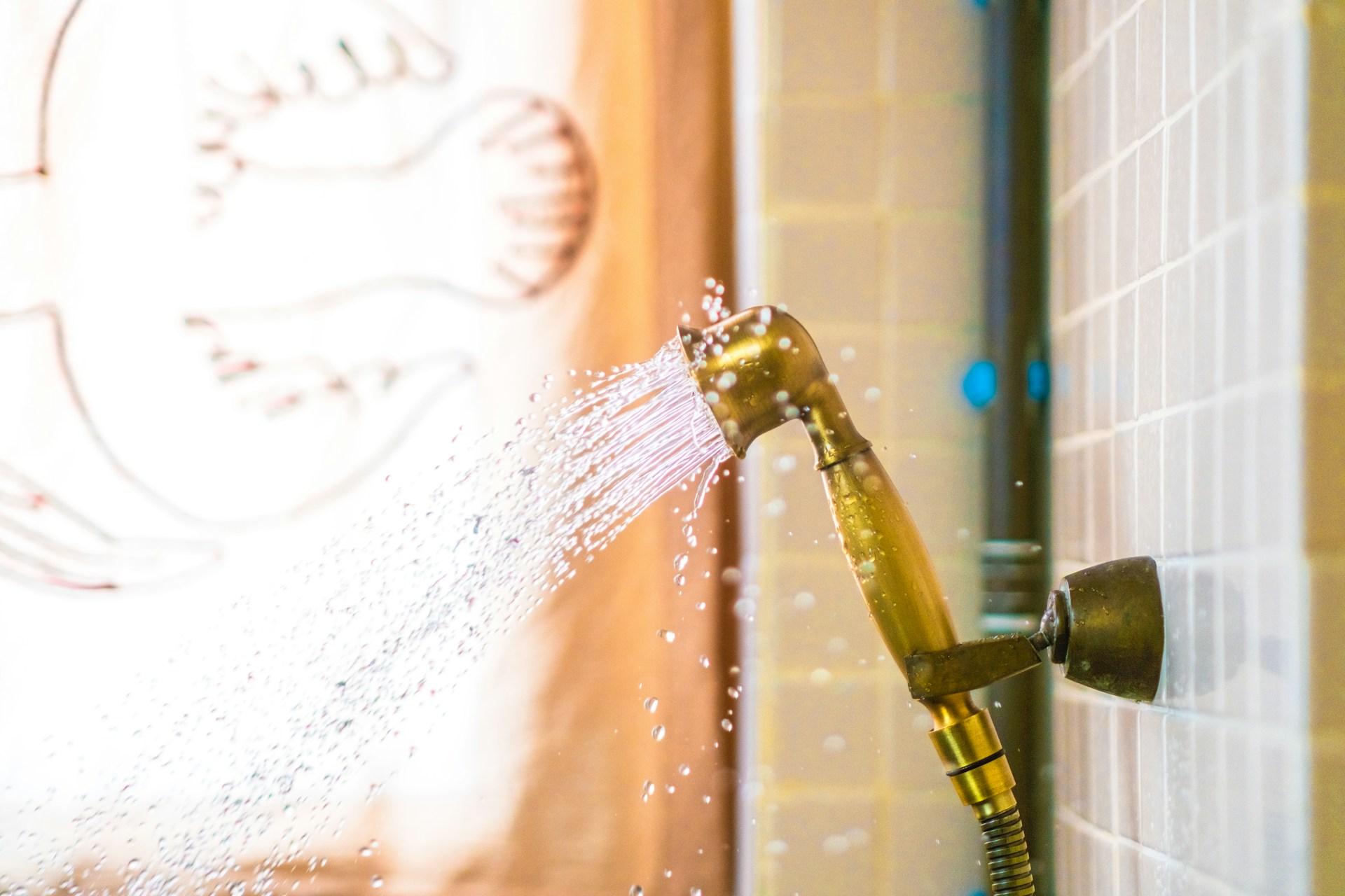 igal-ness-RxaCpvl3N0E-unsplash image Water Heater Maintenance Near Me